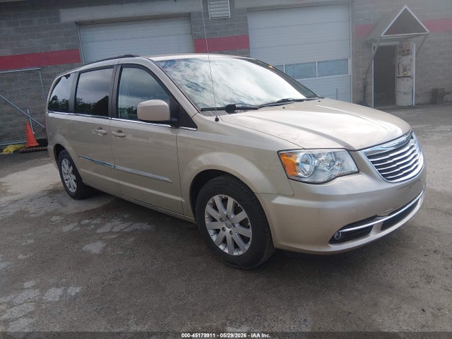 45179911 :رقم المزاد ، 2C4RC1BG0FR638911 vin ، 2015 Chrysler Town & Country Touring مزاد بيع