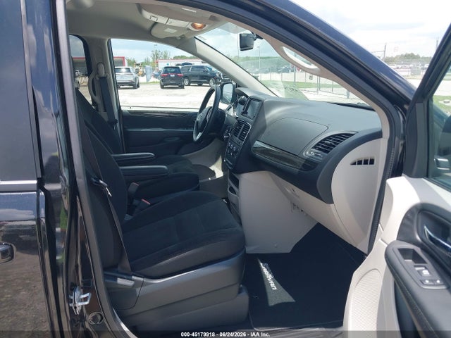 2C4RDGBG9HR741974 Dodge Grand Caravan Se