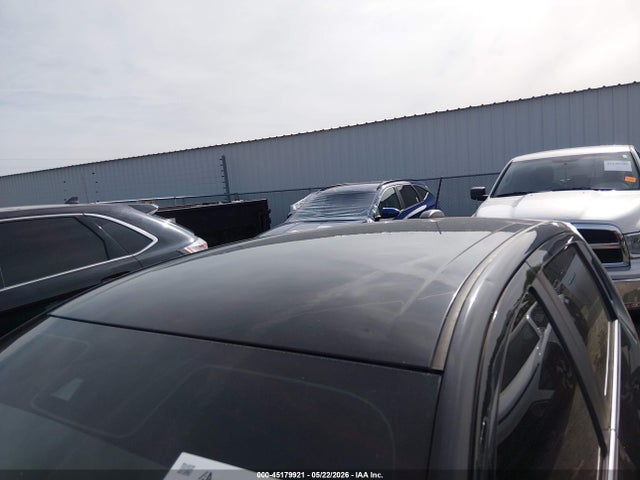 45179921 :رقم المزاد ، 1G1JF6SB6J4112289 vin ، 2018 Chevrolet Sonic Premier Auto مزاد بيع