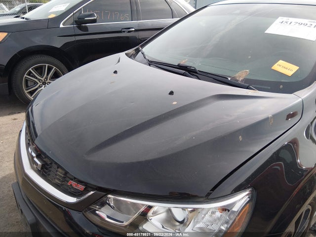 45179921 :رقم المزاد ، 1G1JF6SB6J4112289 vin ، 2018 Chevrolet Sonic Premier Auto مزاد بيع