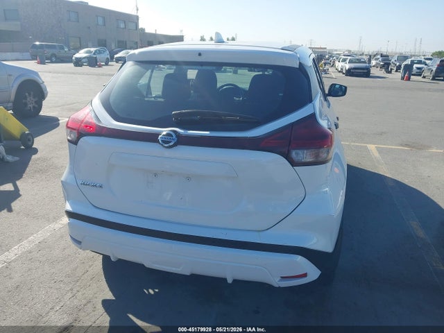 45179928 :رقم المزاد ، 3N1CP5BV7ML494903 vin ، 2021 Nissan Kicks S Xtronic Cvt مزاد بيع