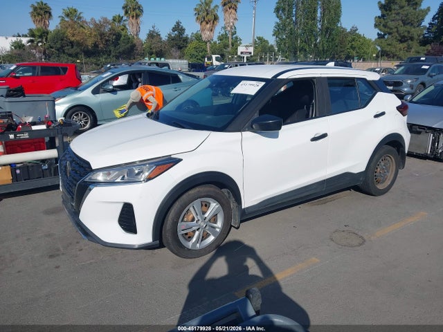 45179928 :رقم المزاد ، 3N1CP5BV7ML494903 vin ، 2021 Nissan Kicks S Xtronic Cvt مزاد بيع