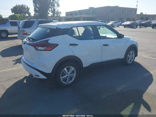 45179928 :رقم المزاد ، 3N1CP5BV7ML494903 vin ، 2021 Nissan Kicks S Xtronic Cvt مزاد بيع