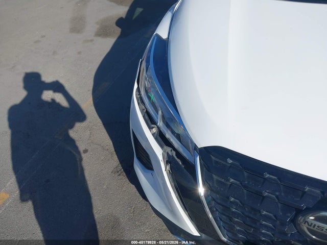 45179928 :رقم المزاد ، 3N1CP5BV7ML494903 vin ، 2021 Nissan Kicks S Xtronic Cvt مزاد بيع