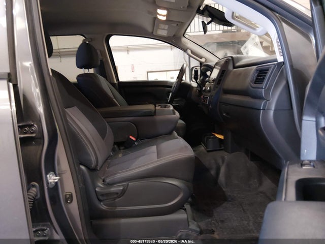 1N6AA1EC7PN114114 Nissan Titan S 4x4