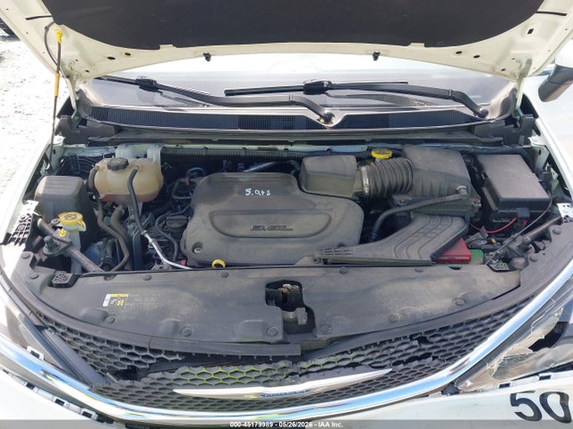 2020 Chrysler Voyager Lx მანქანა იყიდება აუქციონზე, vin: 2C4RC1CG1LR250810, აუქციონის ნომერი: 45179989