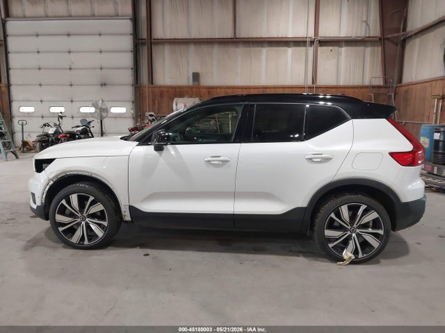 Продажа на аукционе авто 2022 Volvo Xc40 Recharge Pure Electric P8 Twin Ultimate, vin: YV4ED3UB7N2700341, номер лота: 45180003