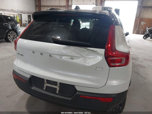 Продажа на аукционе авто 2022 Volvo Xc40 Recharge Pure Electric P8 Twin Ultimate, vin: YV4ED3UB7N2700341, номер лота: 45180003