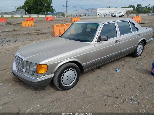 Продажа на аукционе авто 1990 Mercedes-benz 560 Sel, vin: WDBCA39EXLA515062, номер лота: 45180004