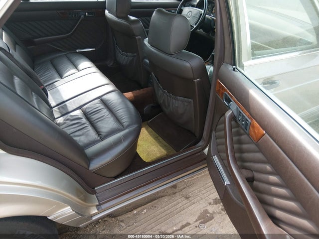 Продажа на аукционе авто 1990 Mercedes-benz 560 Sel, vin: WDBCA39EXLA515062, номер лота: 45180004