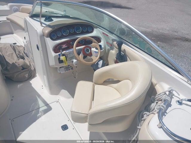 2002 Sea Ray Other მანქანა იყიდება აუქციონზე, vin: SERV1530G102, აუქციონის ნომერი: 45180010