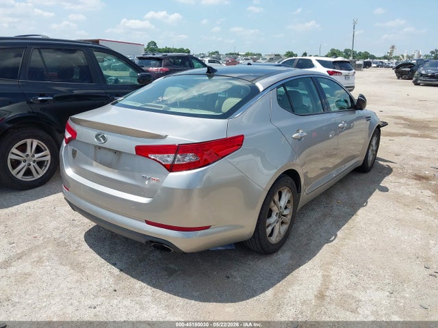 45180030 :رقم المزاد ، KNAGN4A75B5172739 vin ، 2011 Kia Optima Ex مزاد بيع