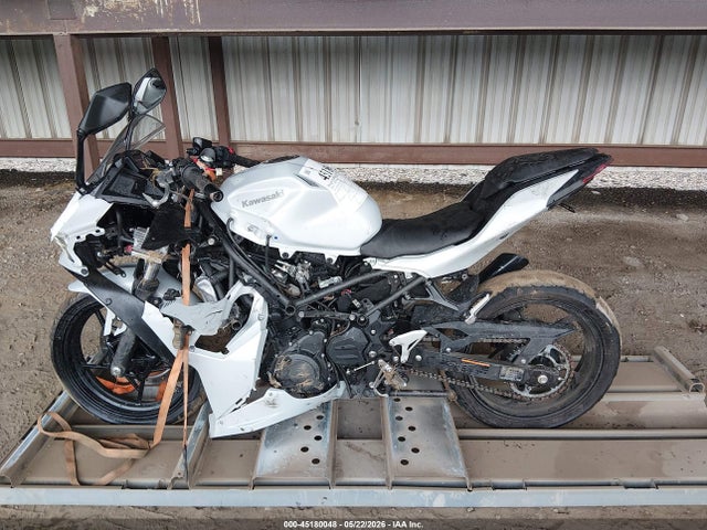 2025 Kawasaki Ex500 მანქანა იყიდება აუქციონზე, vin: ML5EXGG17SDA69818, აუქციონის ნომერი: 45180048