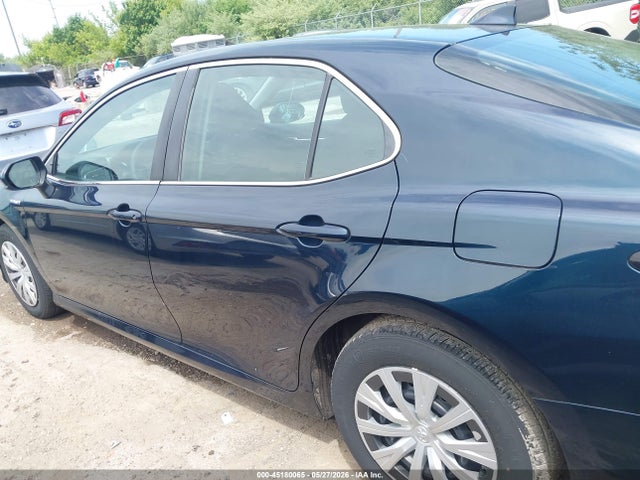 Продаж на аукціоні авто 2020 Toyota Camry Le Hybrid, vin: 4T1C31AK2LU519621, номер лоту: 45180065
