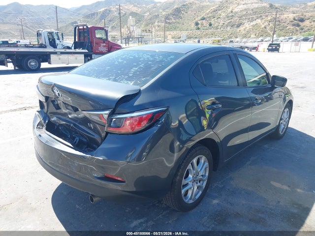 3MYDLBYV0JY311148 Toyota YARIS IA