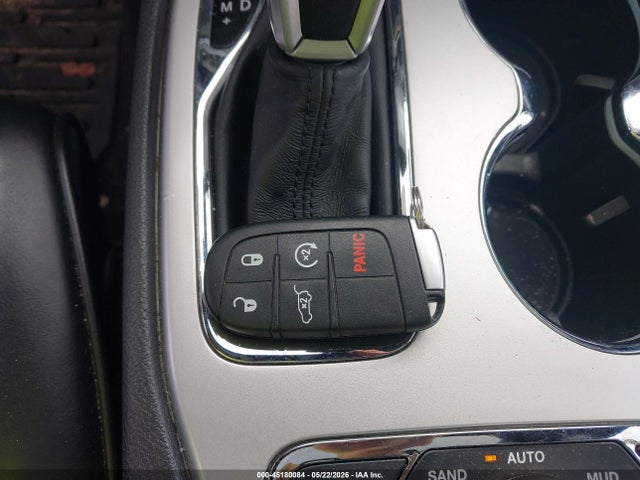 Продажа на аукционе авто 2016 Jeep Grand Cherokee High Altitude, vin: 1C4RJFCGXGC302520, номер лота: 45180084