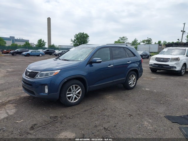Продажа на аукционе авто 2015 Kia Sorento Lx, vin: 5XYKT3A64FG579260, номер лота: 45180096