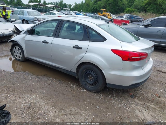 2018 Ford Focus S მანქანა იყიდება აუქციონზე, vin: 1FADP3E25JL285017, აუქციონის ნომერი: 45180103