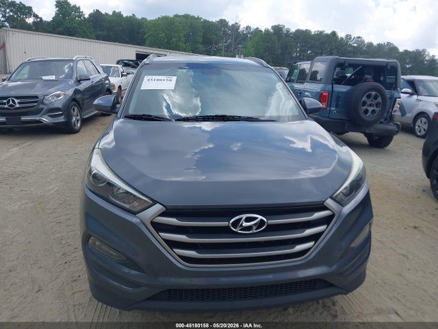 2018 Hyundai Tucson Sel მანქანა იყიდება აუქციონზე, vin: KM8J33A43JU677631, აუქციონის ნომერი: 45180158