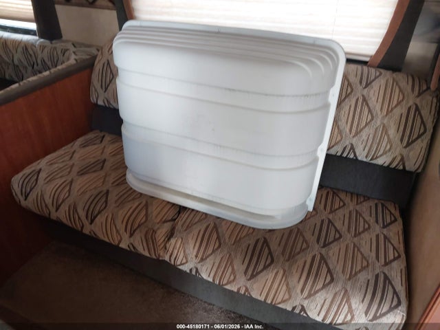 Продаж на аукціоні авто 2011 Jayco Other, vin: 1UJBJ0BS5B1EG0464, номер лоту: 45180171