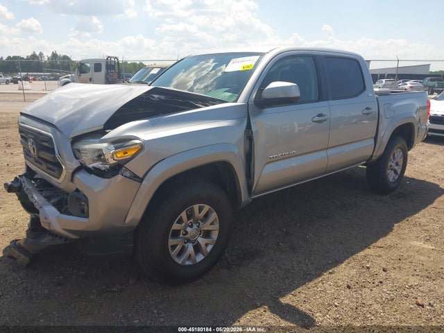 Aukcja sprzedaży 2017 Toyota Tacoma Sr5 V6, vin: 5TFAZ5CN2HX044437, numer aukcji: 45180184