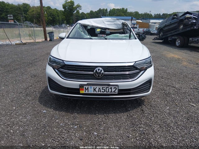 Продаж на аукціоні авто 2024 Volkswagen Jetta 1.5t S, vin: 3VW4M7BU6RM036281, номер лоту: 45180212