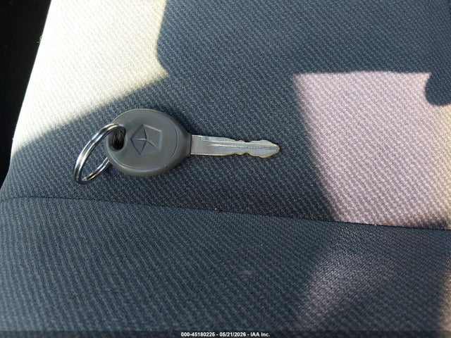 Продаж на аукціоні авто 2000 Dodge Neon Highline, vin: 1B3ES46C1YD537667, номер лоту: 45180225