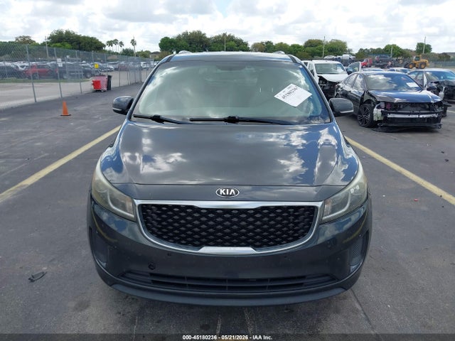 2017 Kia Sedona Lx მანქანა იყიდება აუქციონზე, vin: KNDMB5C17H6322740, აუქციონის ნომერი: 45180236