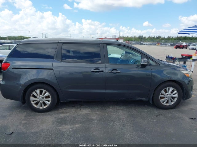 2017 Kia Sedona Lx მანქანა იყიდება აუქციონზე, vin: KNDMB5C17H6322740, აუქციონის ნომერი: 45180236