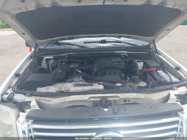 45180237 :رقم المزاد ، 1FMEU63E27UB86465 vin ، 2007 Ford Explorer Xlt مزاد بيع