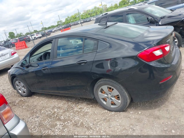 Продаж на аукціоні авто 2018 Chevrolet Cruze Ls Auto, vin: 1G1BC5SM2J7161321, номер лоту: 45180263