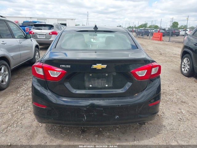 Продаж на аукціоні авто 2018 Chevrolet Cruze Ls Auto, vin: 1G1BC5SM2J7161321, номер лоту: 45180263