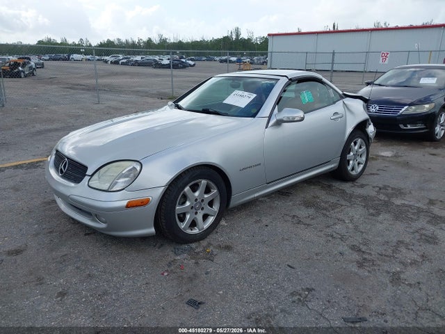 Aukcja sprzedaży 2001 Mercedes-benz Slk 230 Kompressor, vin: WDBKK49F71F227412, numer aukcji: 45180279