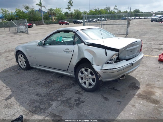 Aukcja sprzedaży 2001 Mercedes-benz Slk 230 Kompressor, vin: WDBKK49F71F227412, numer aukcji: 45180279