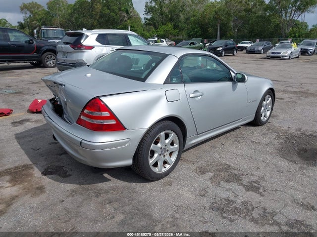 Aukcja sprzedaży 2001 Mercedes-benz Slk 230 Kompressor, vin: WDBKK49F71F227412, numer aukcji: 45180279