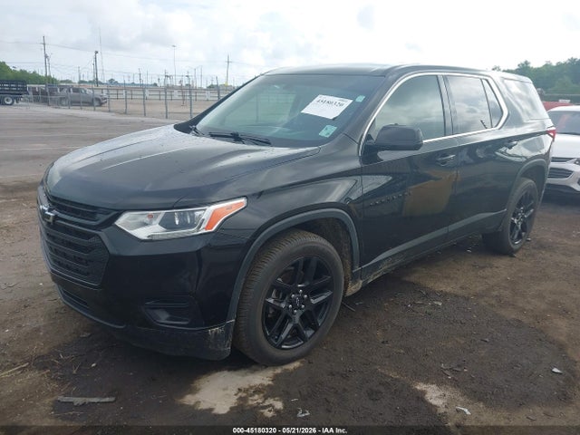 Chevrolet Traverse Ls 2019 1GNERFKWXKJ292339 Image 2