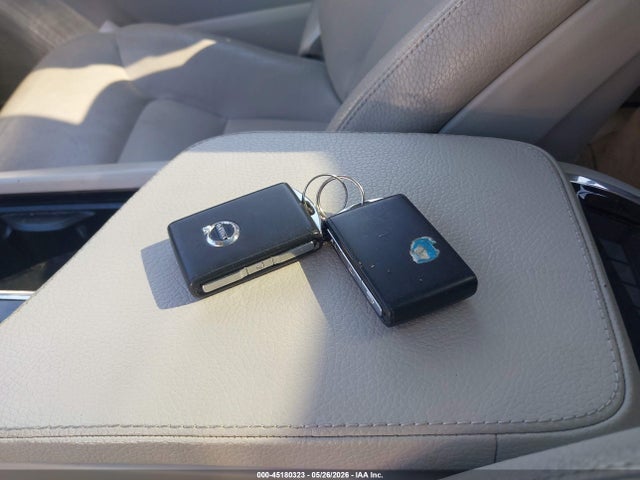 45180323 :رقم المزاد ، YV4A22PK6G1048220 vin ، 2016 Volvo Xc90 T6 Momentum مزاد بيع