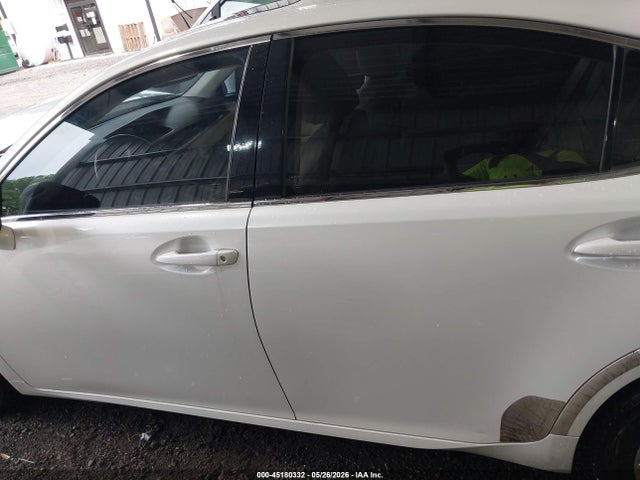 45180332 :رقم المزاد ، JTHBK1GG5D2043186 vin ، 2013 Lexus Es 350 مزاد بيع