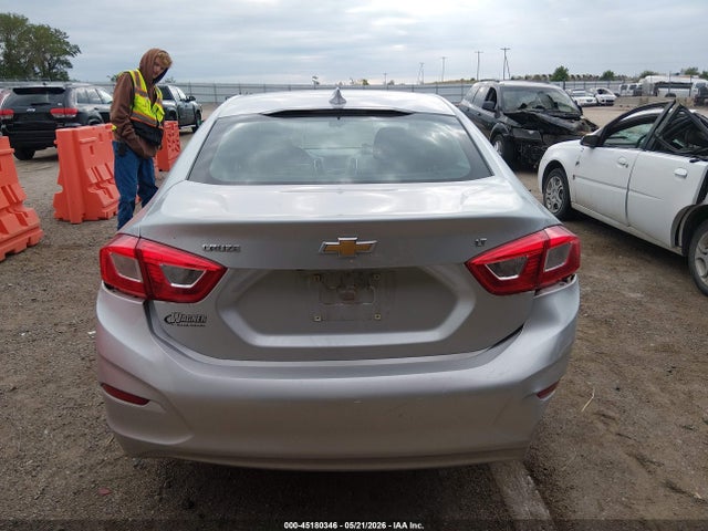 Продаж на аукціоні авто 2016 Chevrolet Cruze Lt Auto, vin: 1G1BE5SM2G7254584, номер лоту: 45180346