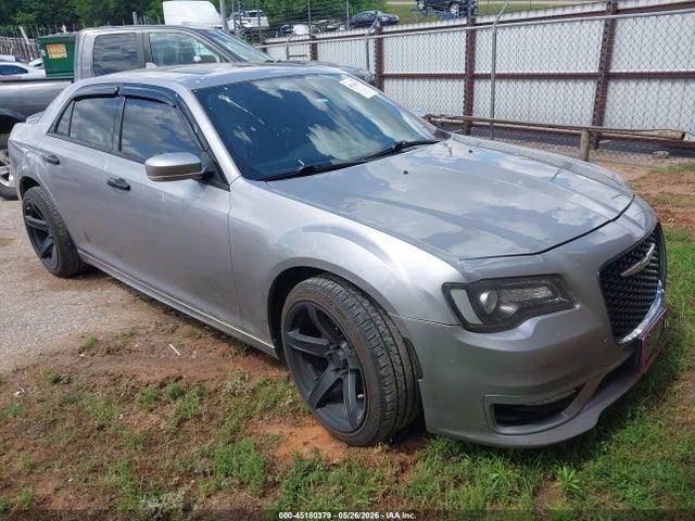 45180379 :رقم المزاد ، 2C3CCABGXJH266616 vin ، 2018 Chrysler 300 300s مزاد بيع