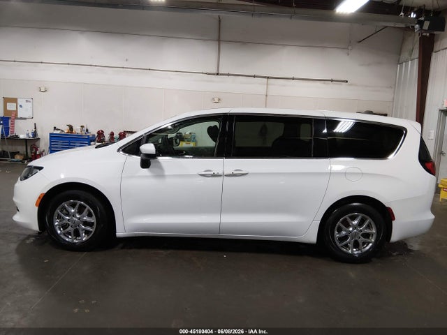 Продаж на аукціоні авто 2023 Chrysler Voyager Lx, vin: 2C4RC1CG2PR518995, номер лоту: 45180404