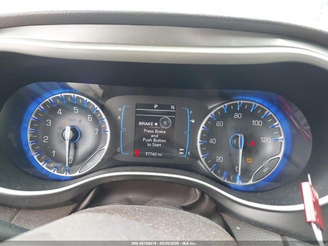 2017 Chrysler Pacifica Touring-l მანქანა იყიდება აუქციონზე, vin: 2C4RC1BG3HR512528, აუქციონის ნომერი: 45180419