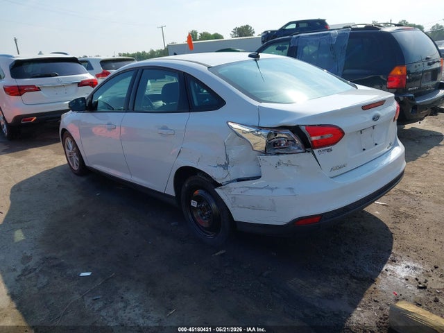 45180431 :رقم المزاد ، 1FADP3F21GL250384 vin ، 2016 Ford Focus Se مزاد بيع