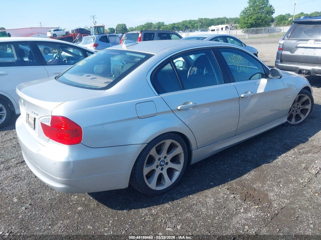 2006 Bmw 330i მანქანა იყიდება აუქციონზე, vin: WBAVB33506KS37428, აუქციონის ნომერი: 45180460