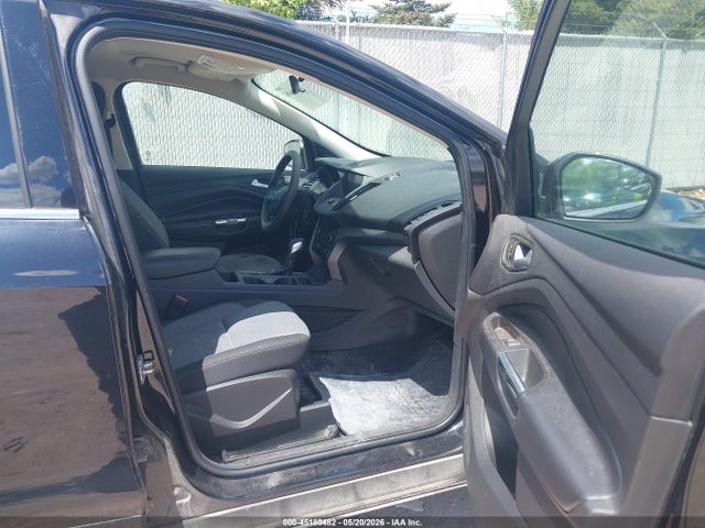 Продажа на аукционе авто 2019 Ford Escape Se, vin: 1FMCU9GD2KUB14586, номер лота: 45180482