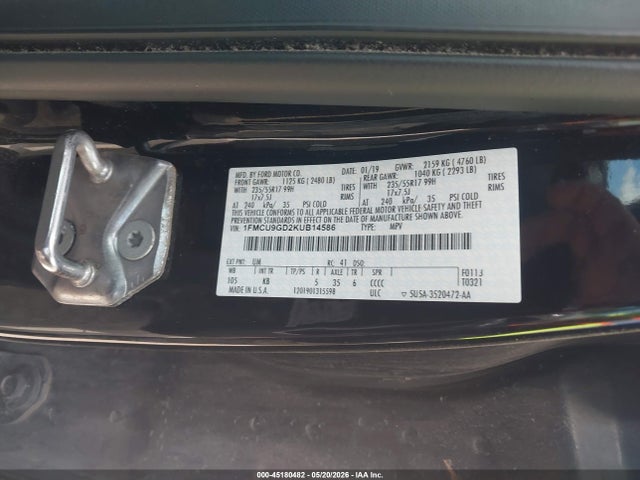 Продажа на аукционе авто 2019 Ford Escape Se, vin: 1FMCU9GD2KUB14586, номер лота: 45180482
