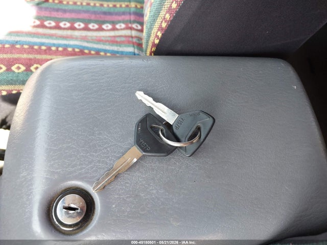 45180501 :رقم المزاد ، 1J4FY29P4VP521231 vin ، 1997 Jeep Wrangler Se مزاد بيع