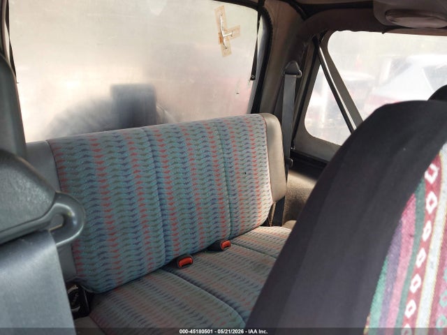 45180501 :رقم المزاد ، 1J4FY29P4VP521231 vin ، 1997 Jeep Wrangler Se مزاد بيع