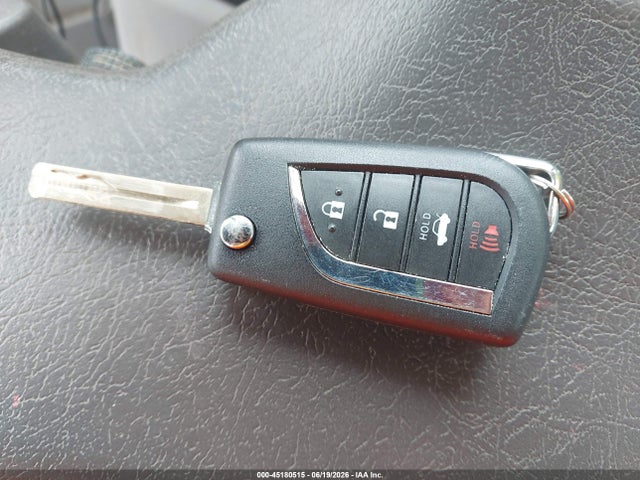 4T1B11HK6JU108078 Toyota CAMRY LE