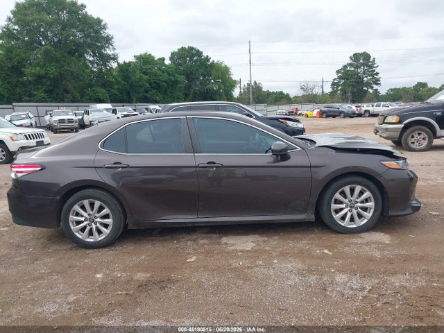 4T1B11HK6JU108078 Toyota CAMRY LE